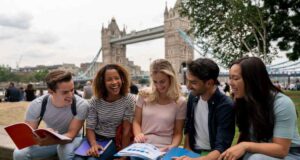 Ten Reasons Why You Should Study in the UK Reasons to Study in the UK