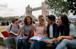 Ten Reasons Why You Should Study in the UK Reasons to Study in the UK